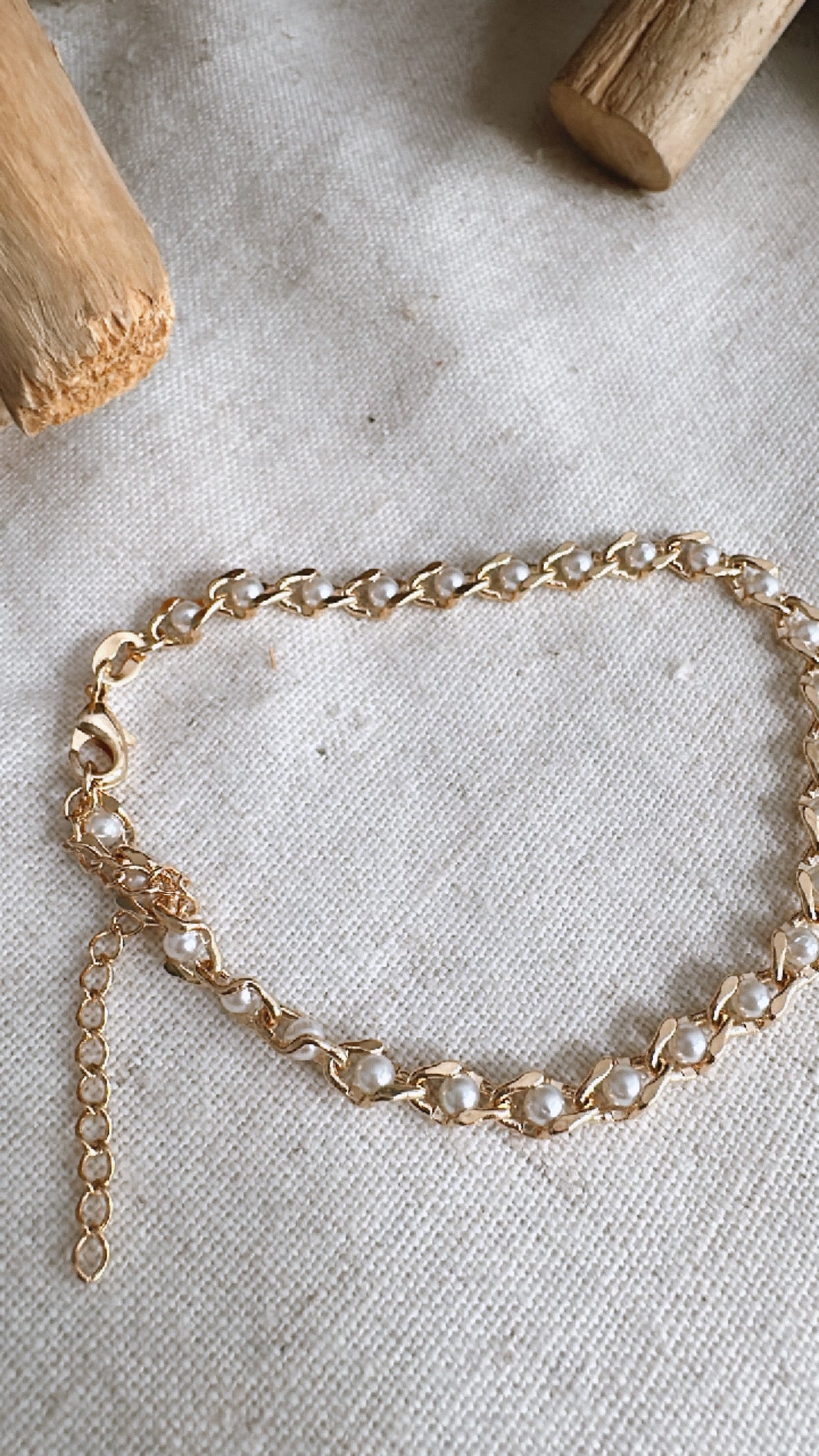 Pearl Eye Bracelet