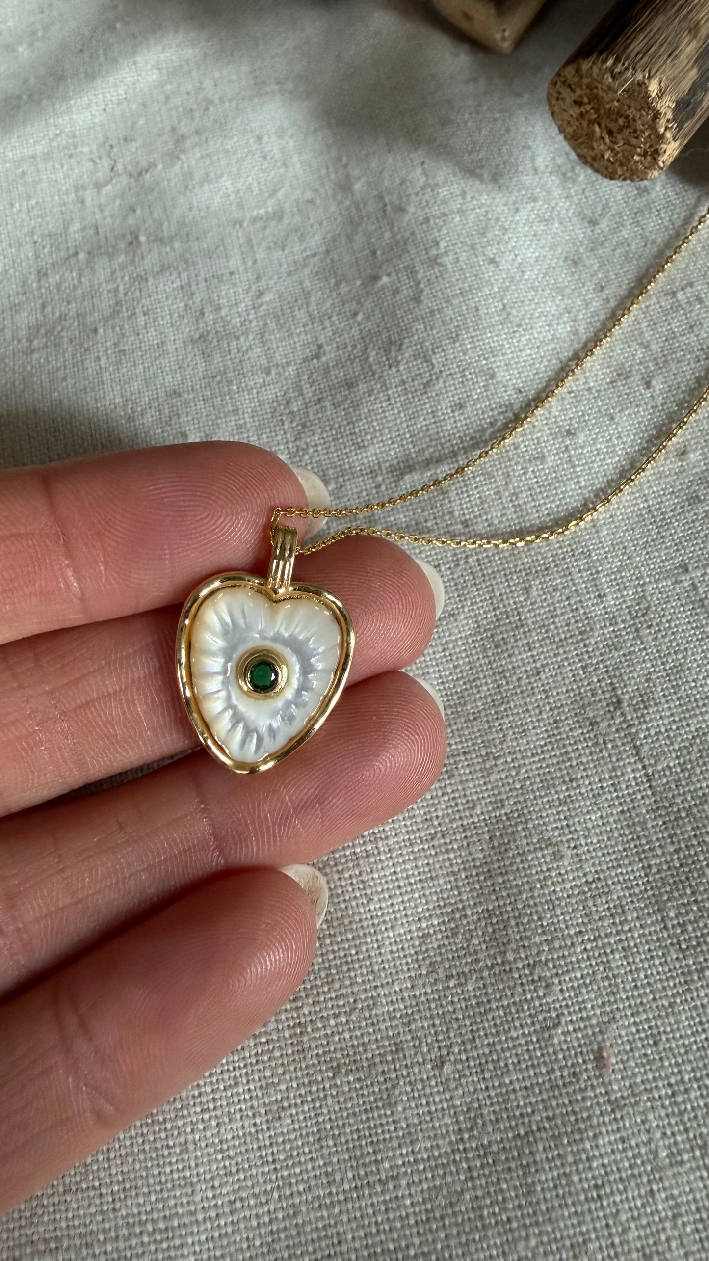 Heart (Mother of Pearl) Necklace